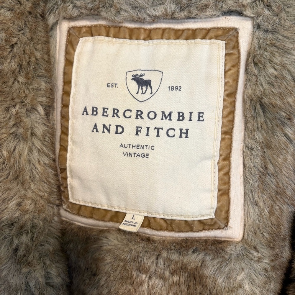 Vintage Abercrombie & Fitch Faux Fur sweatshirt girls Junior size Large - Picture 4 of 11